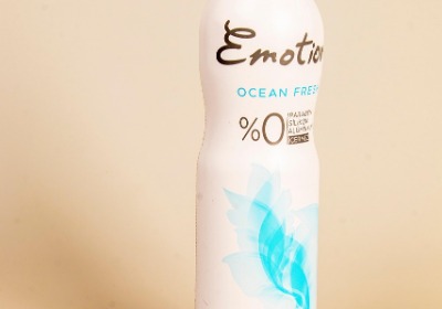 我们如何让一款小众香水的礼盒单价翻了倍