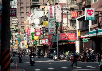 别让包装拖后腿：小批量也能定制的碳中和礼盒长这样