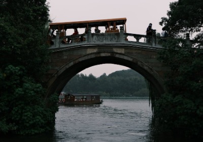 西湖龙井包装盒，这3种材质最能锁住茶香