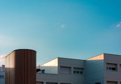 运输防护与品牌展示的力学平衡：包装盒结构设计参数解析