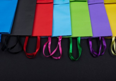 无纺布礼品袋克重与承重性能的工程参数对照表