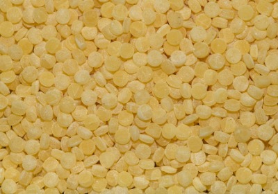 热熔胶与水性胶在礼盒裱糊工艺中的粘合强度对比分析