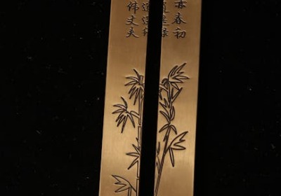 精密表盒结构设计中阻尼铰链的力学分析与选型标准