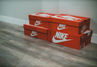 潮鞋品牌溢价30%的隐形推手：高颜值鞋盒如何重塑消费决策