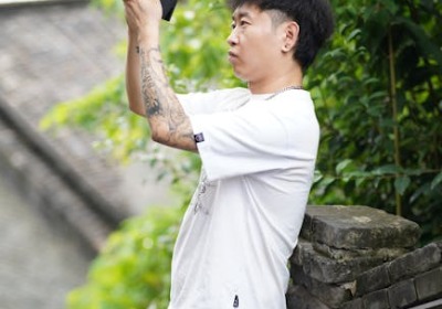 白卡纸克重与挺度对彩盒成型稳定性的量化影响分析