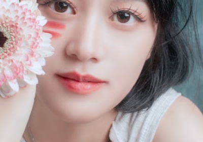 月份牌美学复兴：为何新消费品牌都在抢这套包装方案？