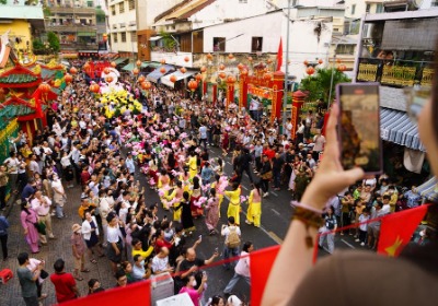 年会红包别再买现成的，3种定制方案让员工眼前一亮