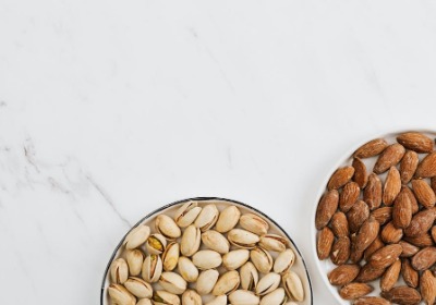 小厂老板：我们靠定制坚果礼盒，拿下了集团大单