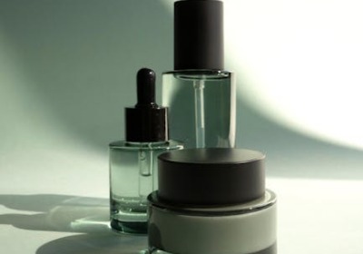 别让廉价试用装包装，毁掉你精心调制的香水