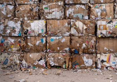 瓦楞纸板克重与缓冲性能的量化关系及选型模型