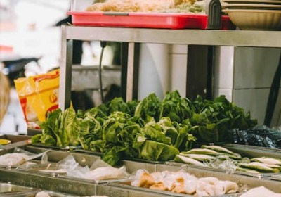 食品级内托材质选择：PET与PS在坚果油脂阻隔性上的对比数据