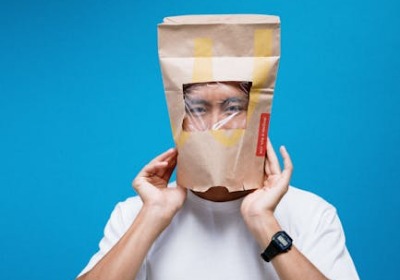 互动包装结构中的力学原理与用户体验设计模型