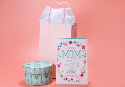 给妈妈的礼物，从这份独一无二的包装开始