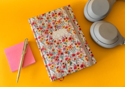 从1个到10000个，我们这样帮企业设计专属伴手礼