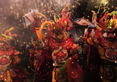 今年爆款包装趋势：轻量化与强保护并存