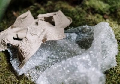 生物可降解包装材料（PLAPHA）的降解路径与标准测试方法