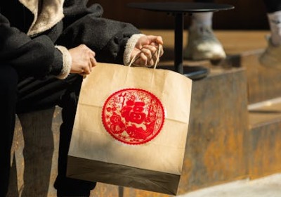 别让普通鞋盒，拖垮了你的限量款价值