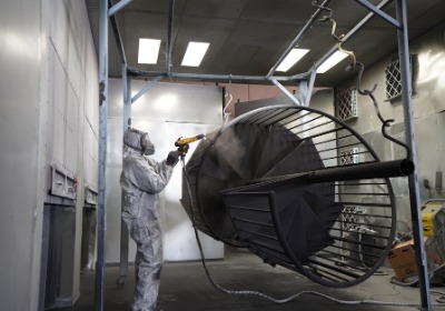 UV逆向磨砂工艺在提升卡牌包装触觉记忆点的应用