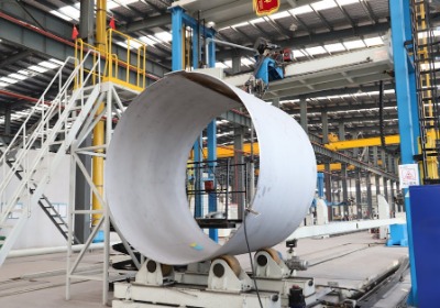 柔性工厂黑盒拆解：基于数字化切绘与智能给纸系统的C2M生产链路。