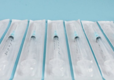 医用级无菌包装：从ISO 11607到医美器械的阻隔性材料选择