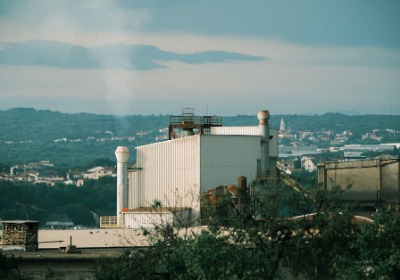 从车间噪音控制看包装厂的合规性与品控底线