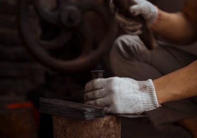 工艺细节解析：击凸效果在不同材质上的表现力与结构力学分析