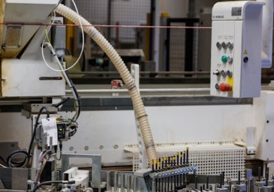 自动糊盒机胶路参数与纸板克重匹配技术规范 (2026版)