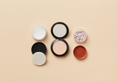 别扔！你丢掉的空粉盒，其实是隐藏的桌面收纳神器