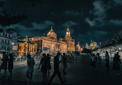 上海美妆新锐品牌：包装如何成为溢价70%的关键推手