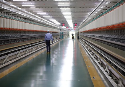 源头工厂直供：为何你的小单也能享受大牌同款工艺